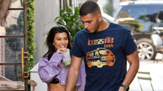 Kourtney Kardashian Flashes Her Toned Abs on Day Date with Boyfriend Younes Bendjima