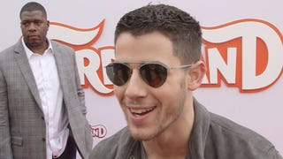 Zendaya, Nick Jonas and Other Stars Share Their New Year's Resolutions