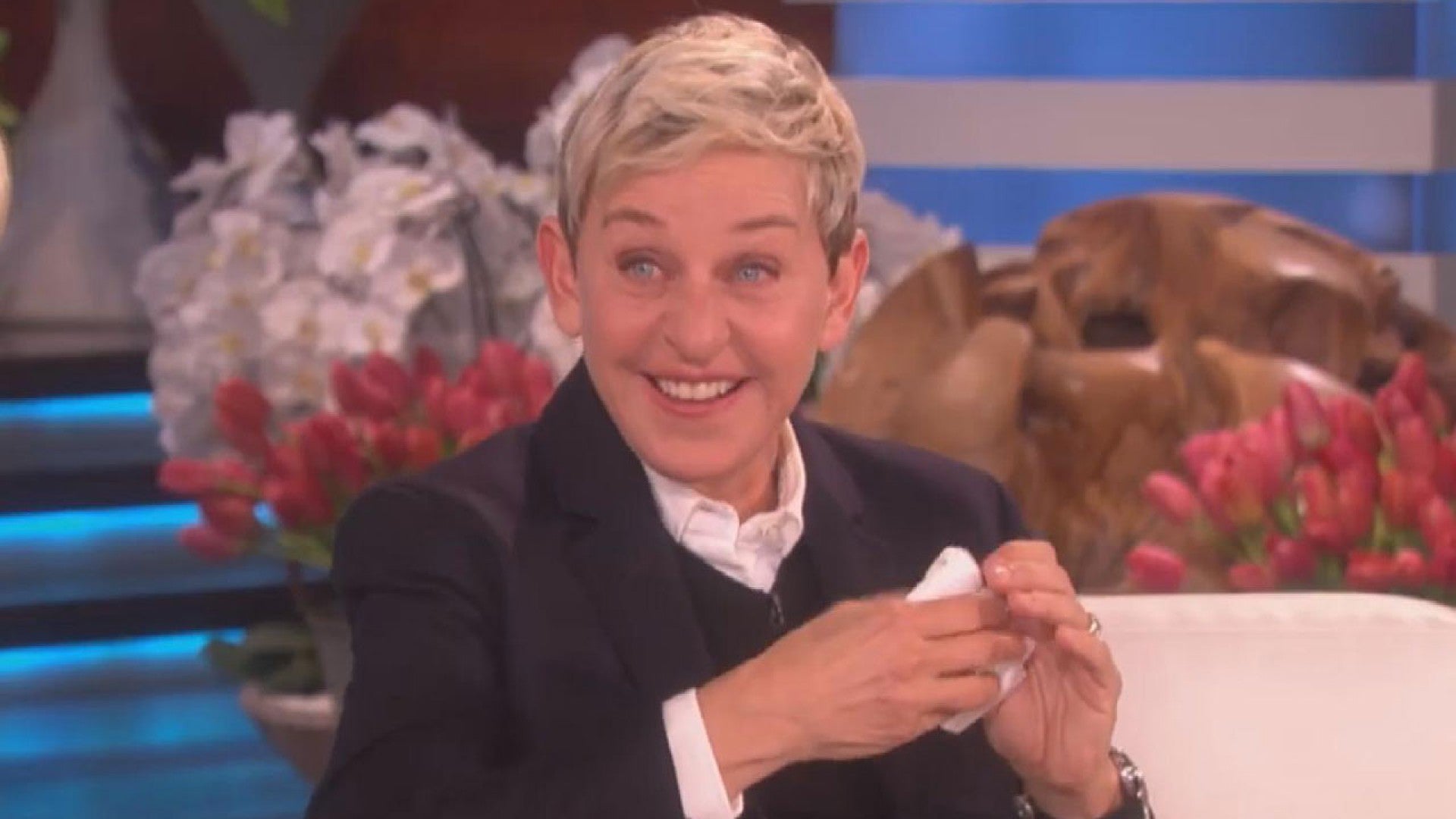 Ellen Degeneres Wife Portia De Rossi Makes Her Cry With 60th