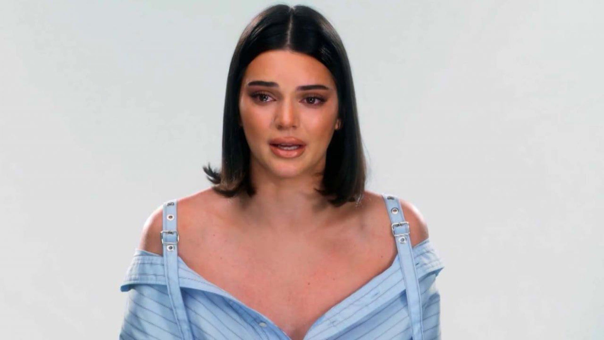 Kendall Jenner Tearfully Apologizes For Controversial Pepsi Ad In Kuwtk Premiere I Felt So F King Stupid Entertainment Tonight