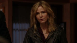 Kyra Sedgwick Secretly Calls a Person of Interest on 'Ten Days in the Valley' (Exclusive)