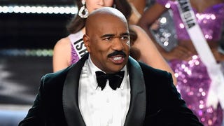 Miss Universe 2017: Steve Harvey Jokes That Oscars' Best Picture Flub Let Him 'Off the Hook'