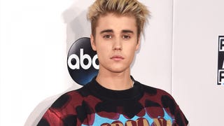 Justin Bieber Decks the Halls... Shirtless