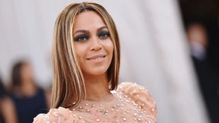 Beyonce, Kevin Hart, J.Lo and More Stars Show Support for Houston After Hurricane Harvey