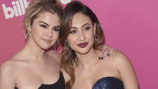 Selena Gomez Apparently Suffered Life-Threatening Complication After Kidney Transplant