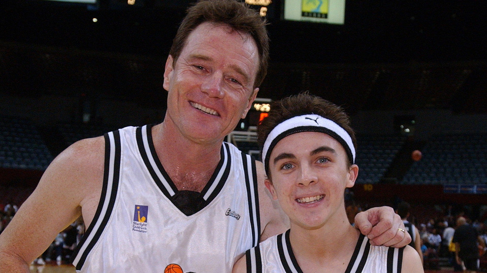 Dwts Frankie Muniz Opens Up About Memory Loss Struggles Gets Support From Tv Dad Bryan Cranston Entertainment Tonight