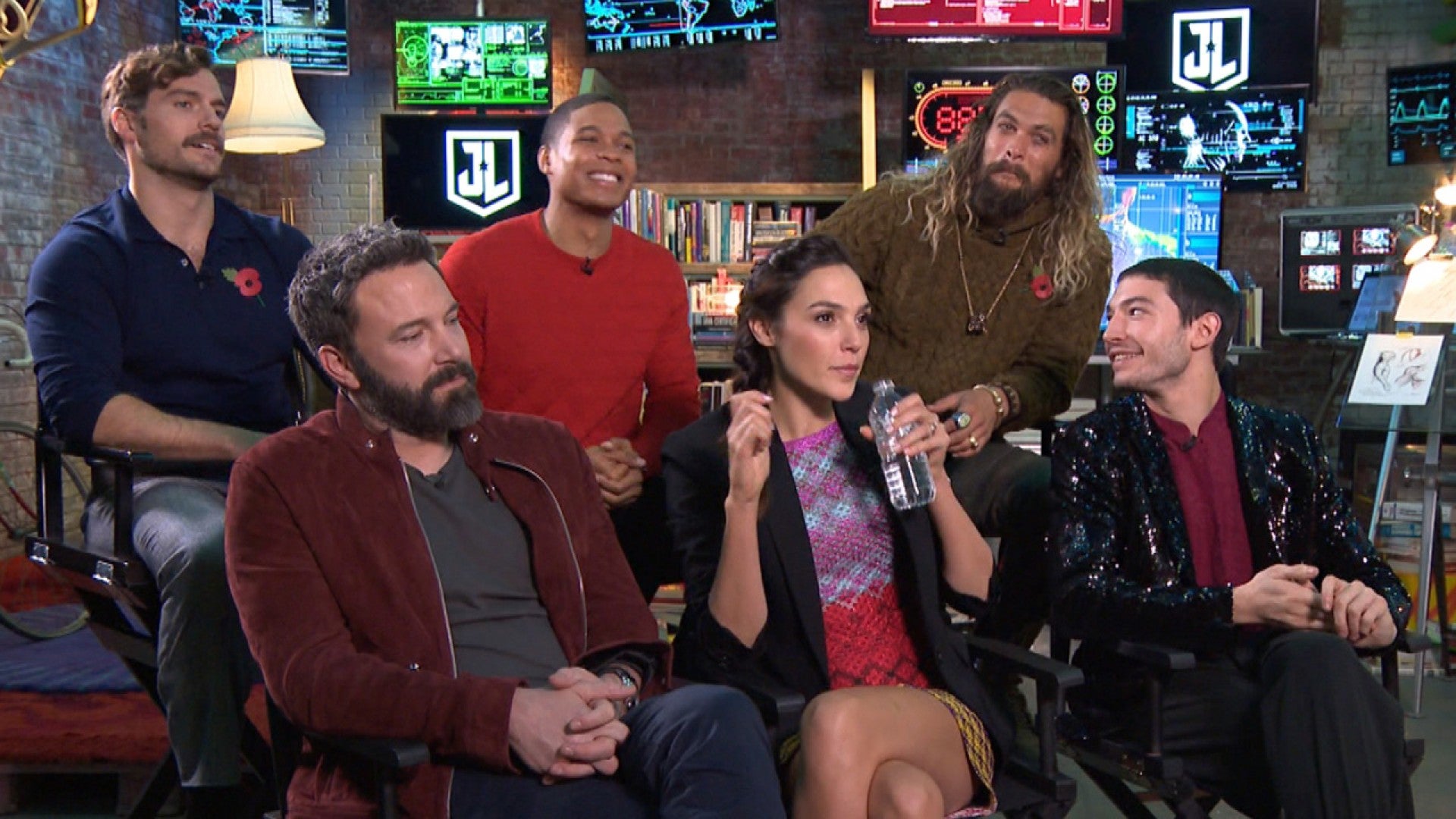 Justice League' Cast Talks Uncomfortable Costumes and Henry ...