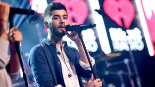 Zayn Malik Leaves One Direction Tour