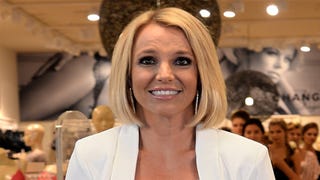 Brit Ditches the Boot: What's Going on With Britney Spears' Ankle?