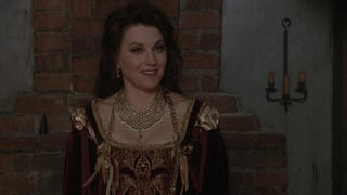 EXCLUSIVE: Lucy Lawless Breaks Terrifying News on WGN America's 'Salem'