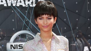 Zendaya Fires Back at Short Hair Haters After BET Awards