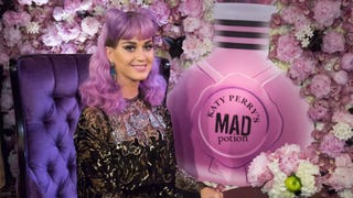 Oops! Watch Katy Perry Get Spooked Mid-Magic Trick!