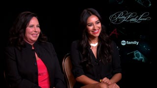 'Pretty Little Liars' Boss Talks Revealing 'A': 'You Will Recognize This Person!'