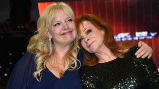 Melissa Peterman on Pal Reba McEntire's Split - 'She's Doing Great'