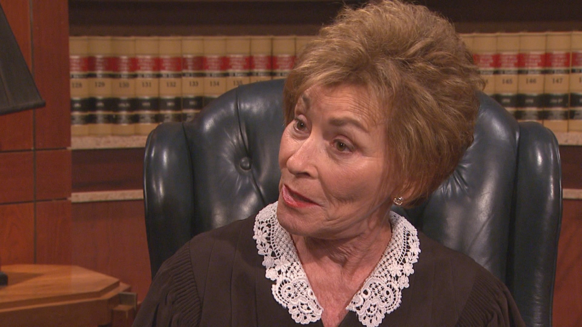 Exclusive Hot Bench Creator Judge Judy And Her Husband Guest Judge He S As Sharp As Ever Entertainment Tonight