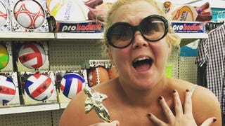 Amy Schumer Shows Off Beach Body in Black Bikini