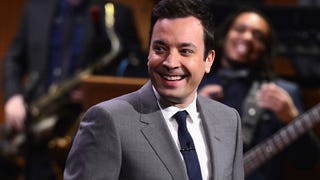Jimmy Fallon Takes Major Tumble, Hurts Hand at Harvard