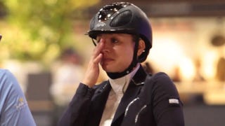 Kaley Cuoco in Tears At Horse-Riding Event