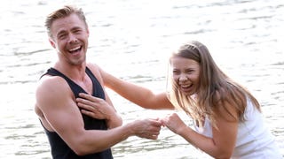 Bindi Irwin and Derek Hough Recreate 'Dirty Dancing'!