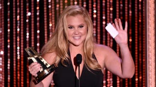 Amy Schumer Says Her Memoir Will Get 'Heavy'