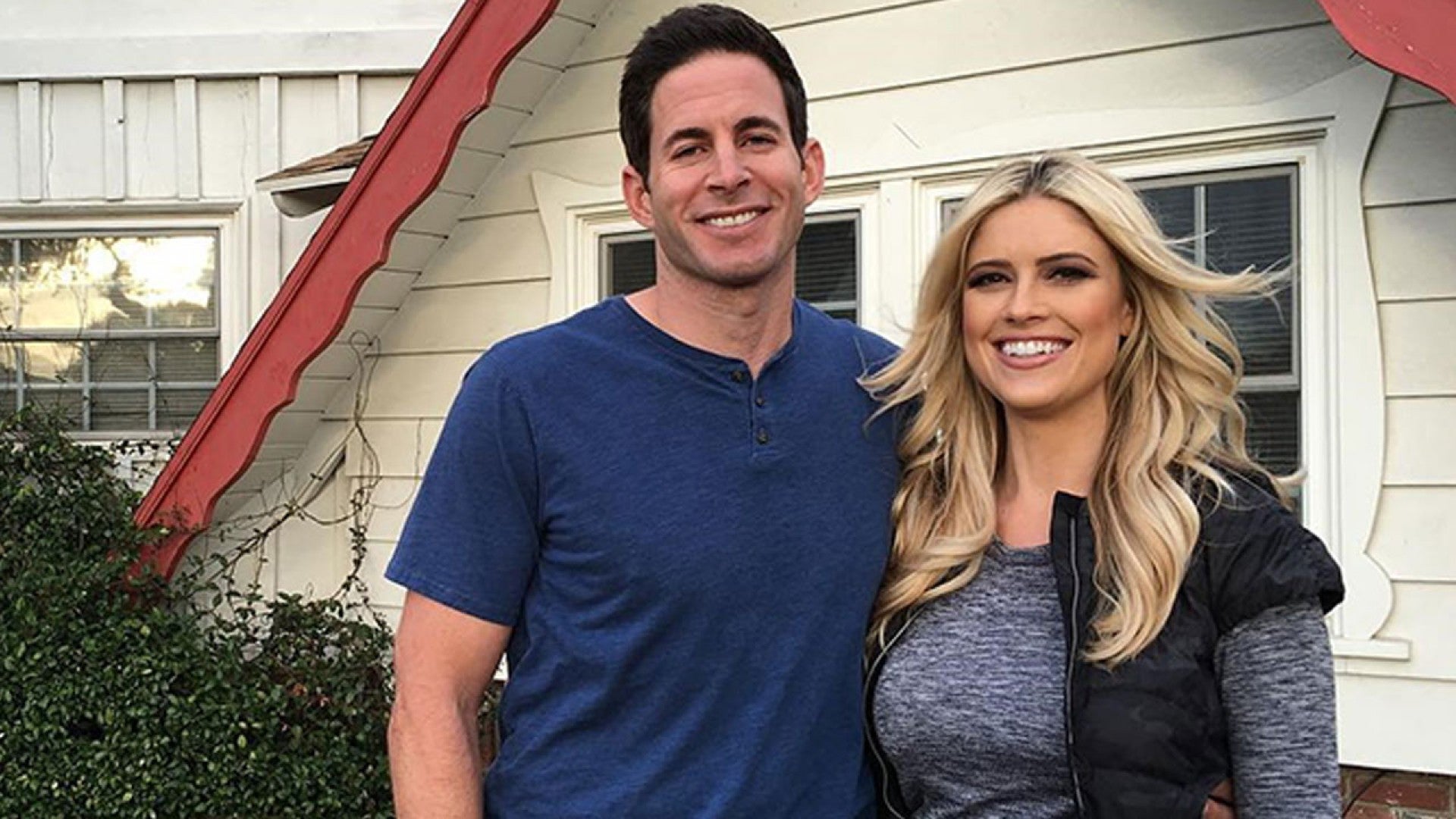 Hgtv Star Tarek El Moussa Was Diagnosed With Cancer After A Fan Spotted A Lump On His Neck Entertainment Tonight