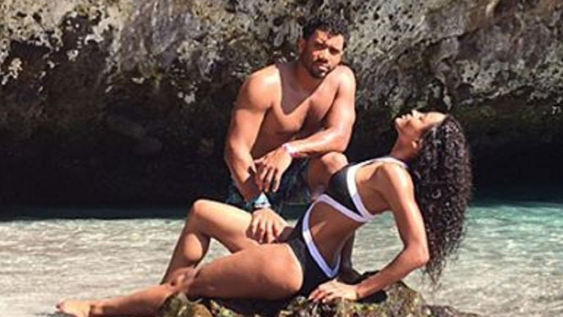 Ciara and Russell Wilson Post Sexy Photos from Tropical Getaway in Mexico
