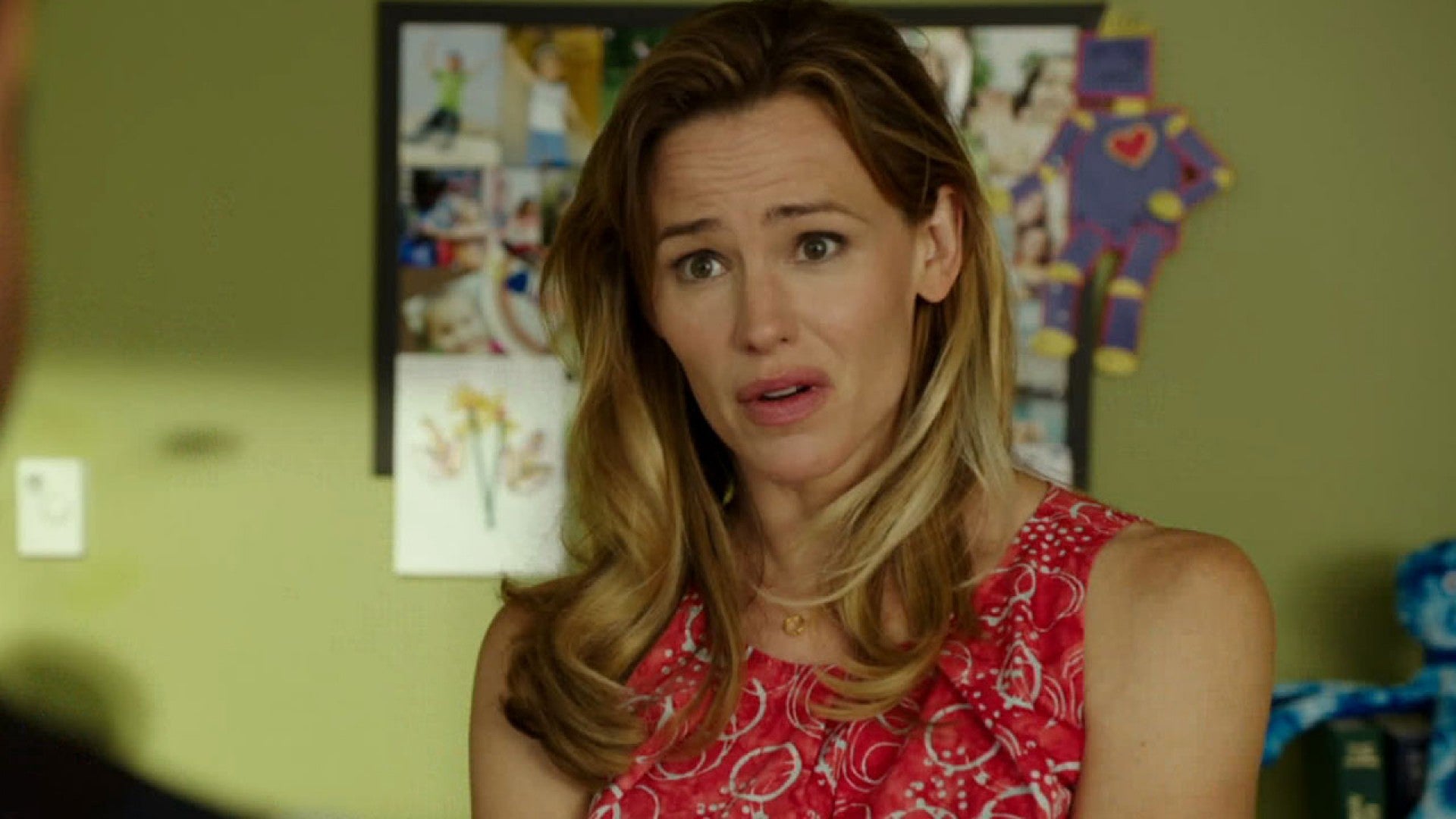 First Look Jennifer Garner Finds Faith In First Movie Since Ben Affleck Split Miracles From Heaven Entertainment Tonight Jennifer garner, who catapulted into stardom with her lead role on the television series shpionka (2001), has come a long way from her birthplace of houston, texas. first look at new jennifer garner movie since her split from ben affleck