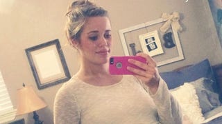 Jessa (Duggar) Seewald Celebrates Her 23rd Birthday While 40 Weeks Pregnant!