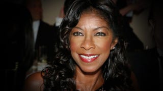 Dionne Warwick, Star Jones and Other Celebs Remember Natalie Cole