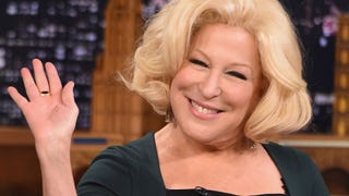 Bette Midler Supports #OscarsSoWhite With Leonardo DiCaprio Takedown Tweet