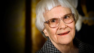'To Kill a Mockingbird' Author Harper Lee Dies at 89