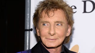 Barry Manilow Rocks Clive Davis' Pre-GRAMMY Party Just Days After Hospitalization