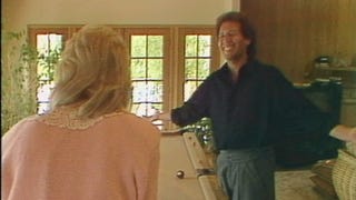 FLASHBACK: Watch Garry Shandling Give ET a Tour of His Home in 1986