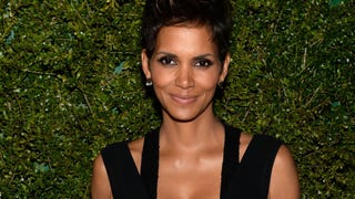Halle Berry Celebrates Joining Social Media With a Sexy Topless Pic!