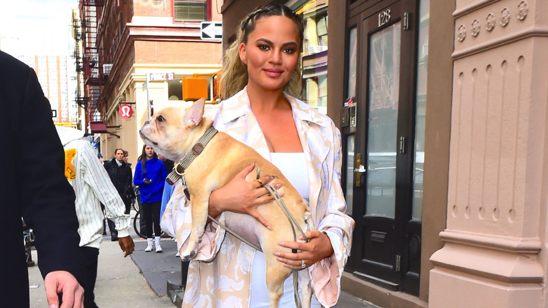 Chrissy Teigen And John Legend Celebrate With A Fun Baby Shower In New York City See The Photos Entertainment Tonight