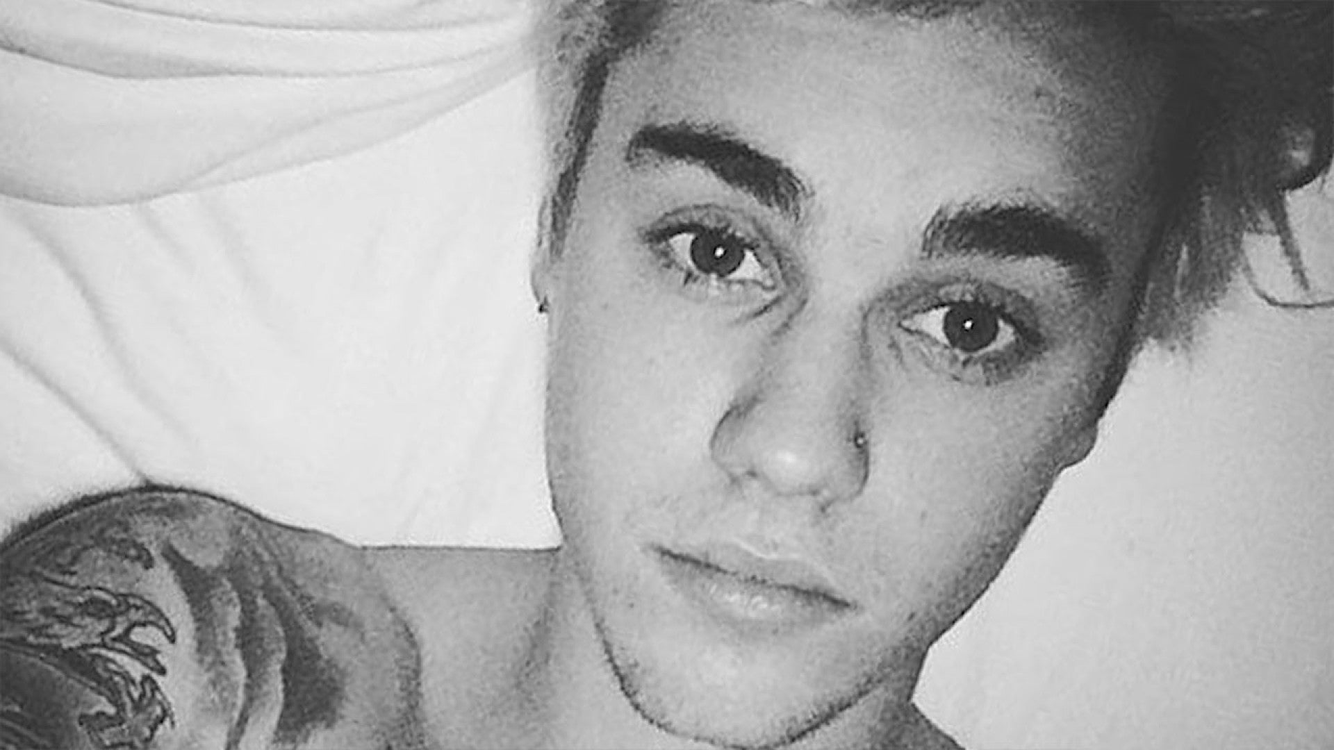 Justin Bieber May Have Gotten A New Nose Piercing See The Pic Entertainment Tonight Would like to improve the attractiveness and sale ability of justin bieber sure doesn't waste any time when it comes to dating beautiful models!