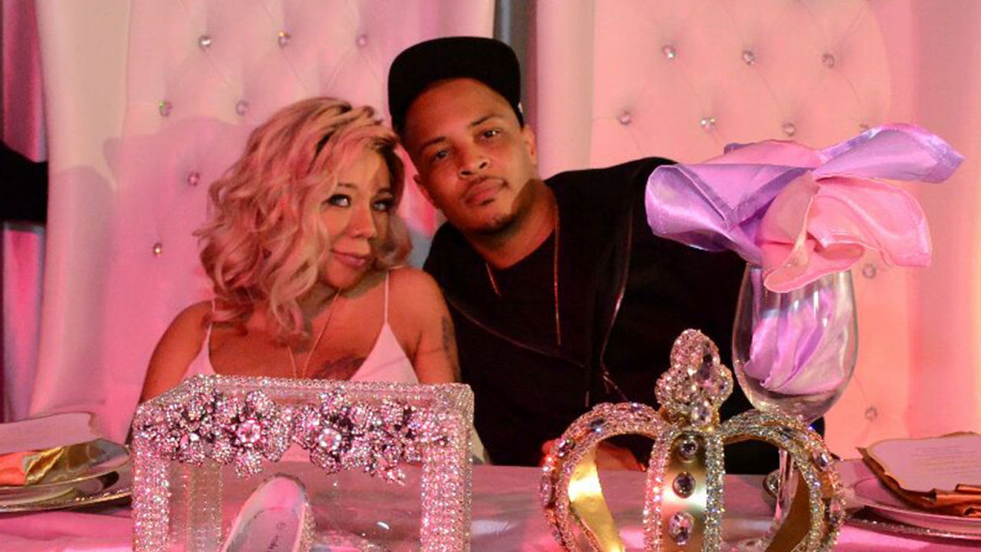 Exclusive T I Tiny S Glamorous Baby Shower Is A Royal Affair Entertainment Tonight