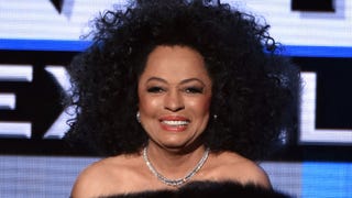 Diana Ross Injured in Car Accident, Assures Fans She's Fine