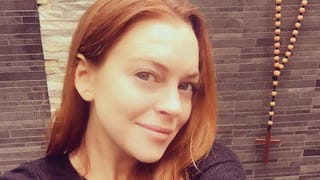 Lindsay Lohan Is Flawless in Makeup-Free Selfie -- See the Stunning Pic!
