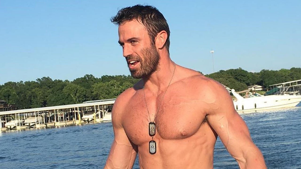 'Bachelorette' Villain Chad Johnson Defends Himself 'I'm Not Violent'(02)