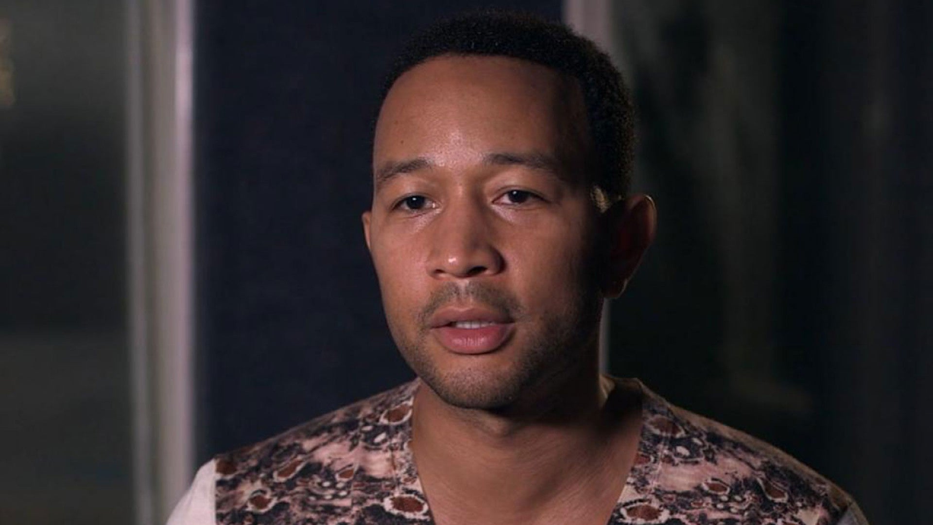 Exclusive John Legend Throws It Back To His Competitive College Days In Sing It On Premiere Entertainment Tonight