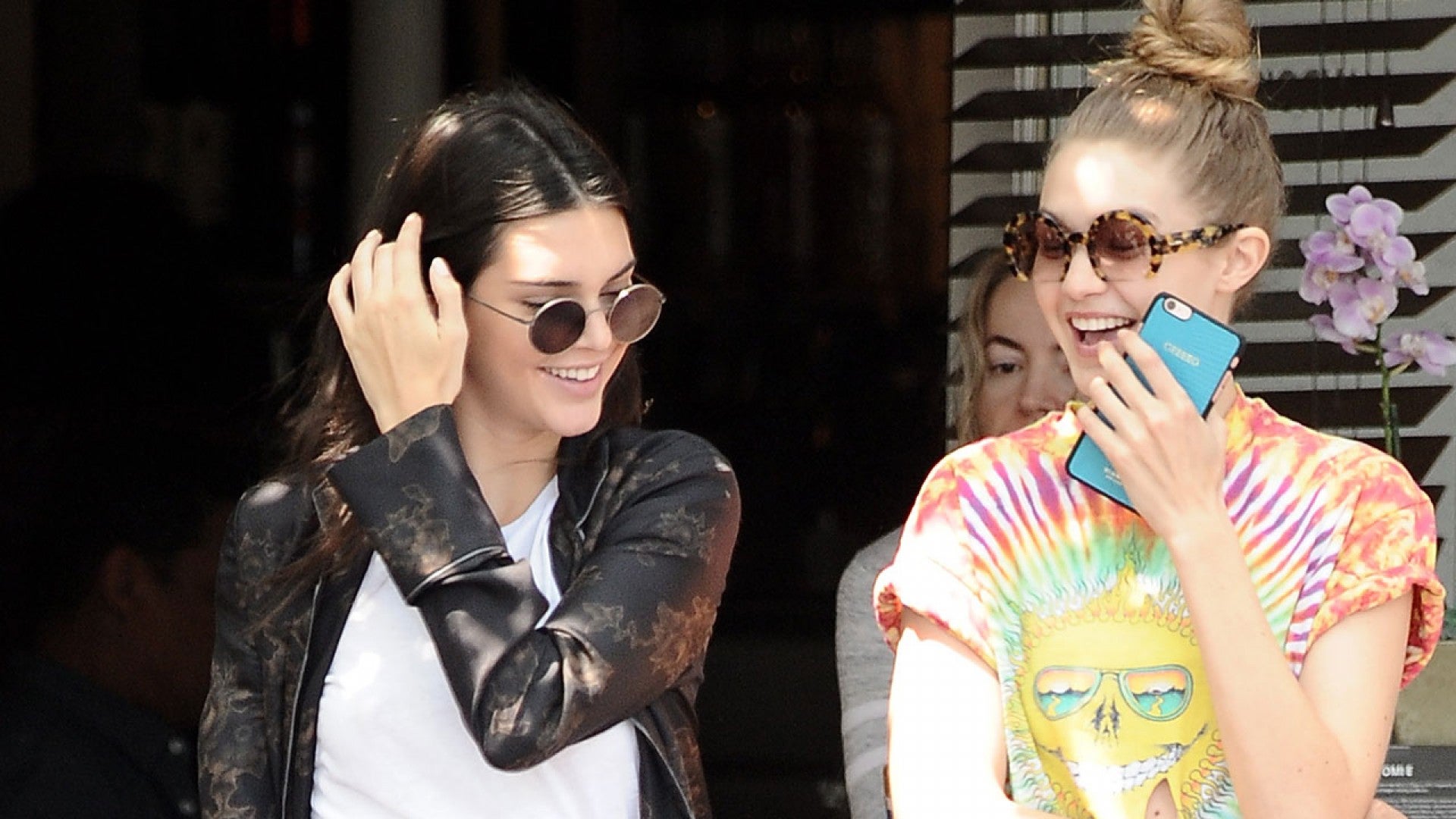 Gigi Hadid Spotted Hanging Out With Kendall Jenner Amid Zayn Malik Breakup Rumors Entertainment Tonight