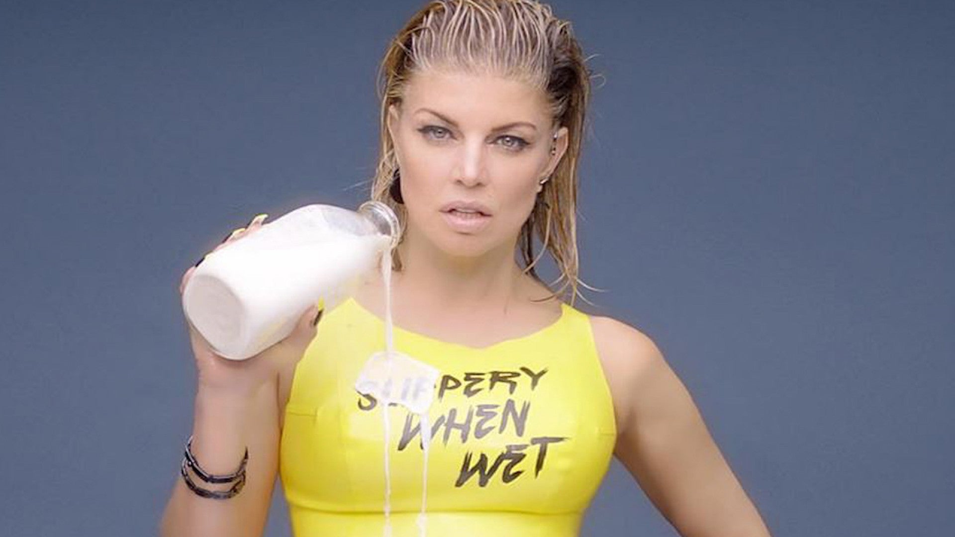 Picture of fergie sexy 