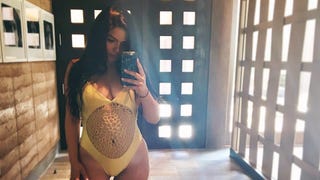Ariel Winter Stuns in Sexy Cutout Swimsuit