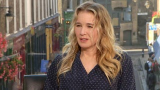 EXCLUSIVE: Renee Zellweger on Making Granny Panties 'Acceptable' in 'Bridget Jones's Baby'