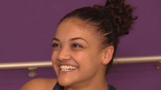 'Dancing With the Stars' Frontrunner Laurie Hernandez Talks Comforting Ryan Lochte