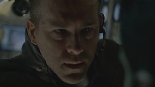 Jake Gyllenhaal and Ryan Reynolds Find Proof of Aliens in First 'Life' Trailer