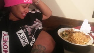 Rob Kardashian Posts Pic of Blac Chyna's Bare Baby Bump