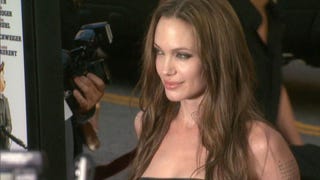 Details on Angelina Jolie's Early Morning Move