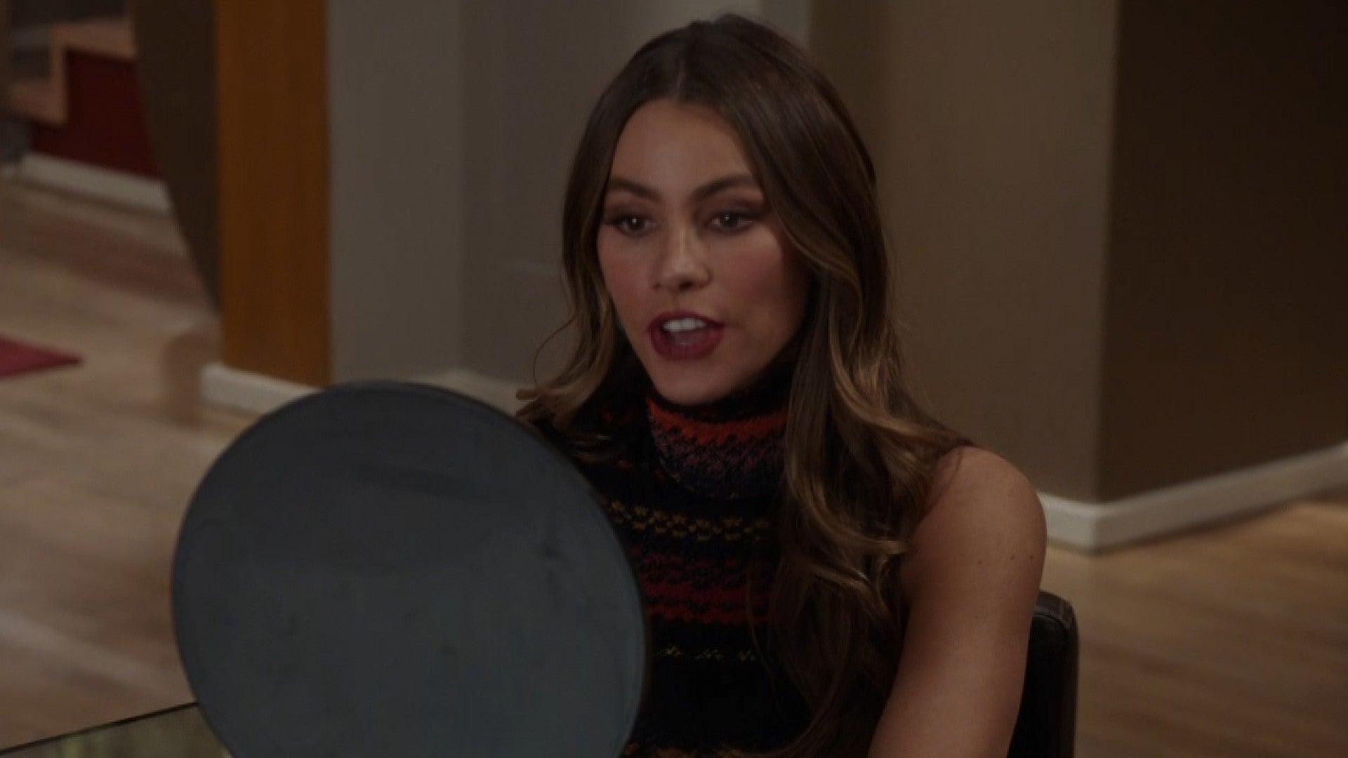 EXCLUSIVE: Watch Sofia Vergara Hilariously Try to Change Her Iconic Accent  in This 'Modern Family' Sneak Peek! | Entertainment Tonight
